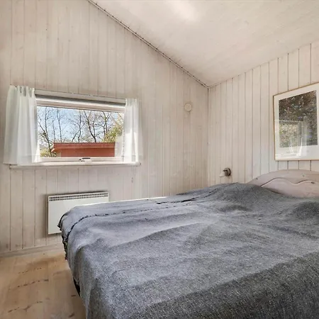 1492-aakirkeby-strandparken-3 Holiday home *