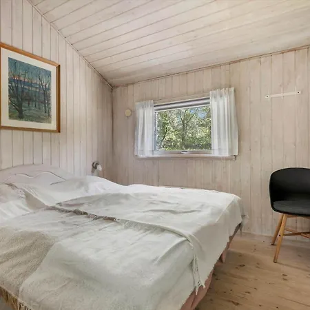 1492-aakirkeby-strandparken-3 Holiday home *